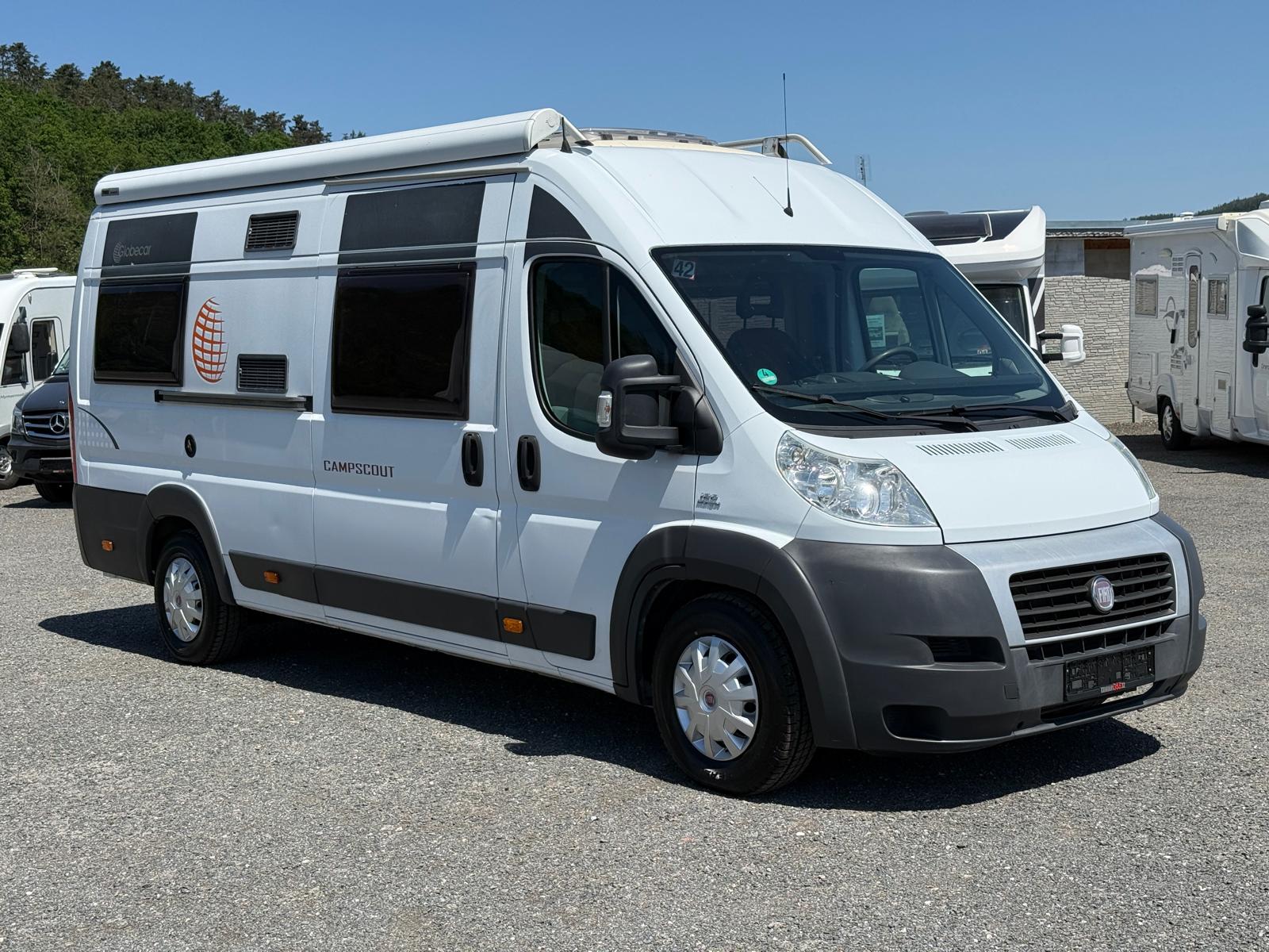 Obytné auto Globecar (Dethleffs) – exteriér